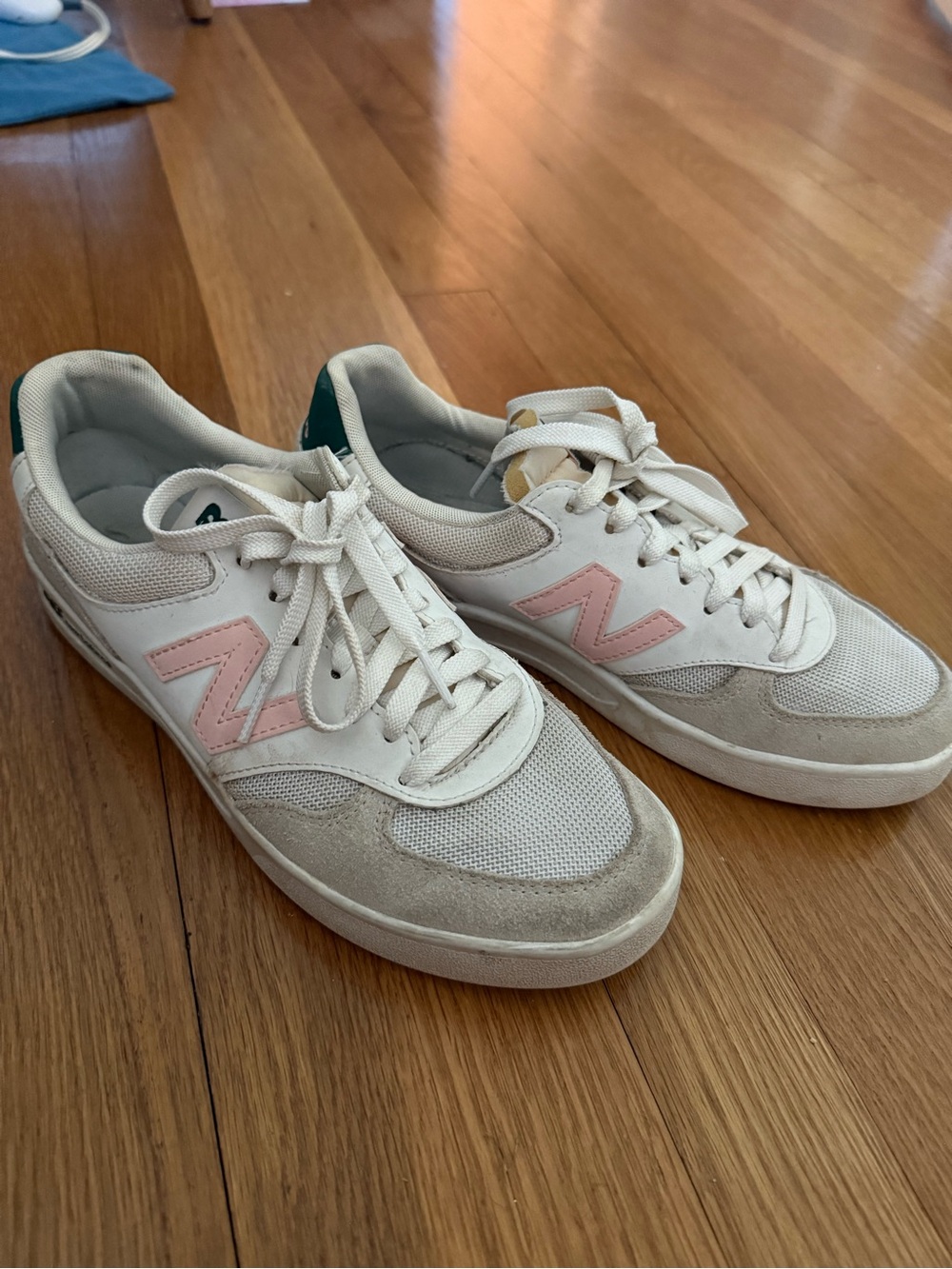 New Balance Cream and Pink Women's Low-Top Sneakers